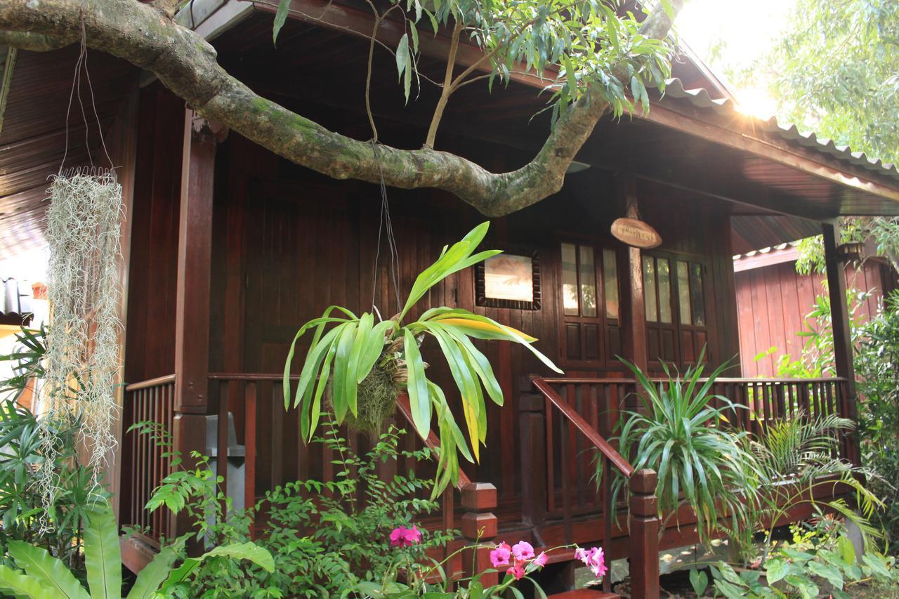 Baansuan Lychee Maeklong Resort Ampawa 安帕瓦 外观 照片