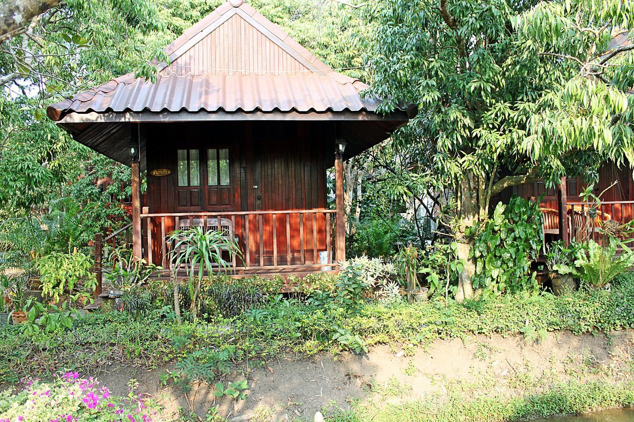 Baansuan Lychee Maeklong Resort Ampawa 安帕瓦 外观 照片