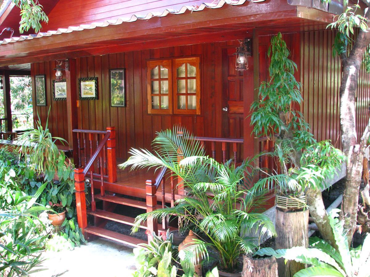 Baansuan Lychee Maeklong Resort Ampawa 安帕瓦 外观 照片
